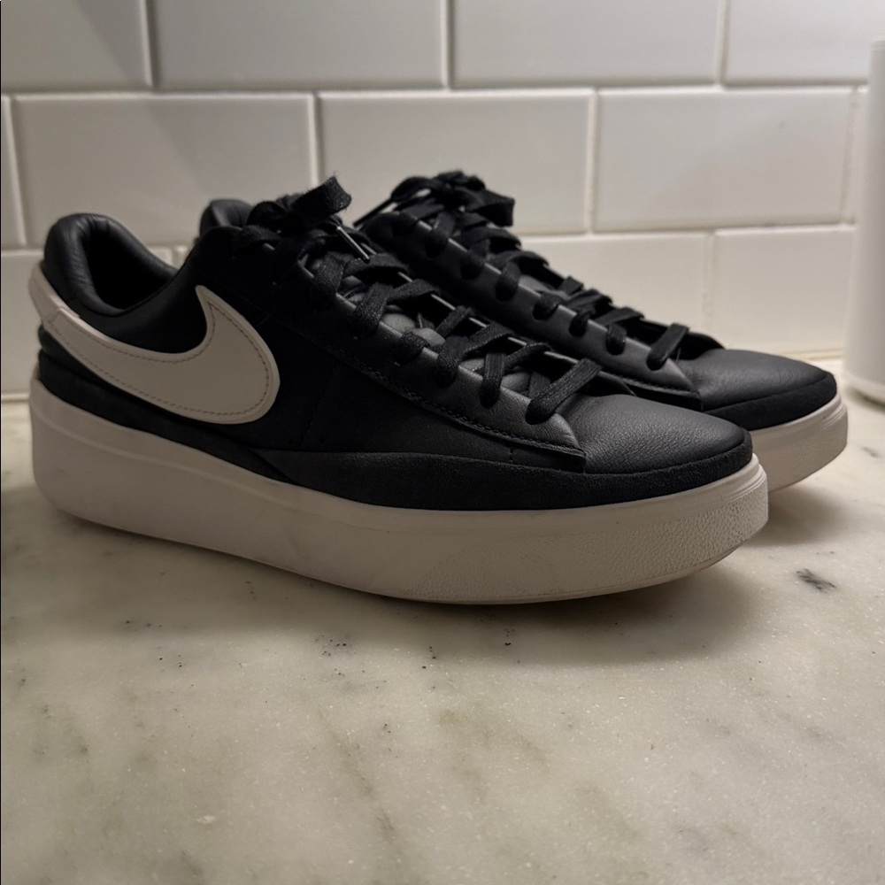 Nike Phantom Blazer Lows. Size 9.5. Shoes are in great condition.